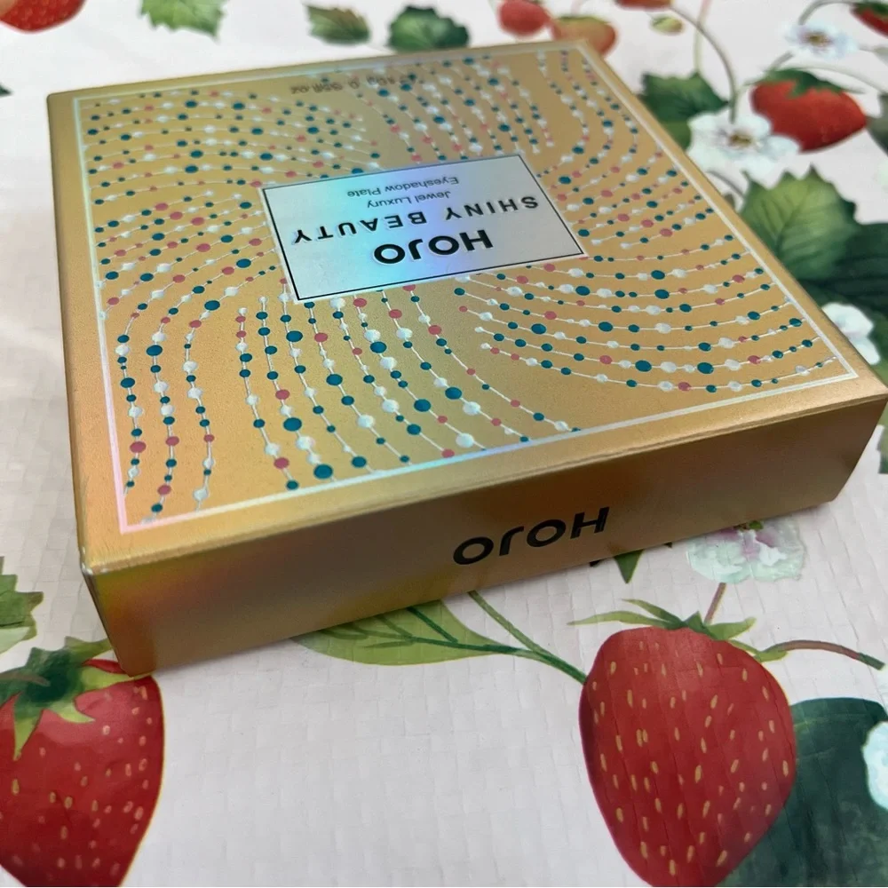 Pink Glitter Snow Globe Circle Eyeshadow Palette with 11 Colors - NIB
